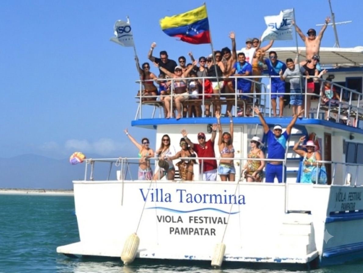 Paseos en catamarán - Posada Villa Taormina